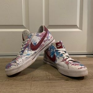 Nike Paint Splatter Sneakers